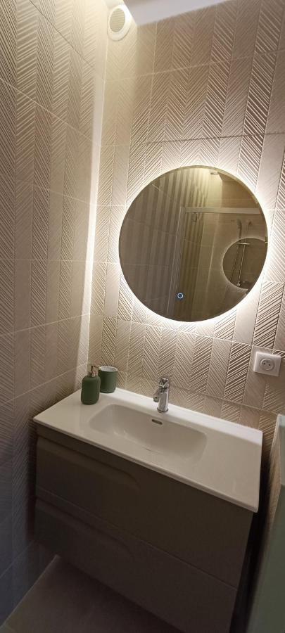 Magnifique T2 Centre Ville 5 Min A Pieds Des Arenes De Nimes Ngoại thất bức ảnh